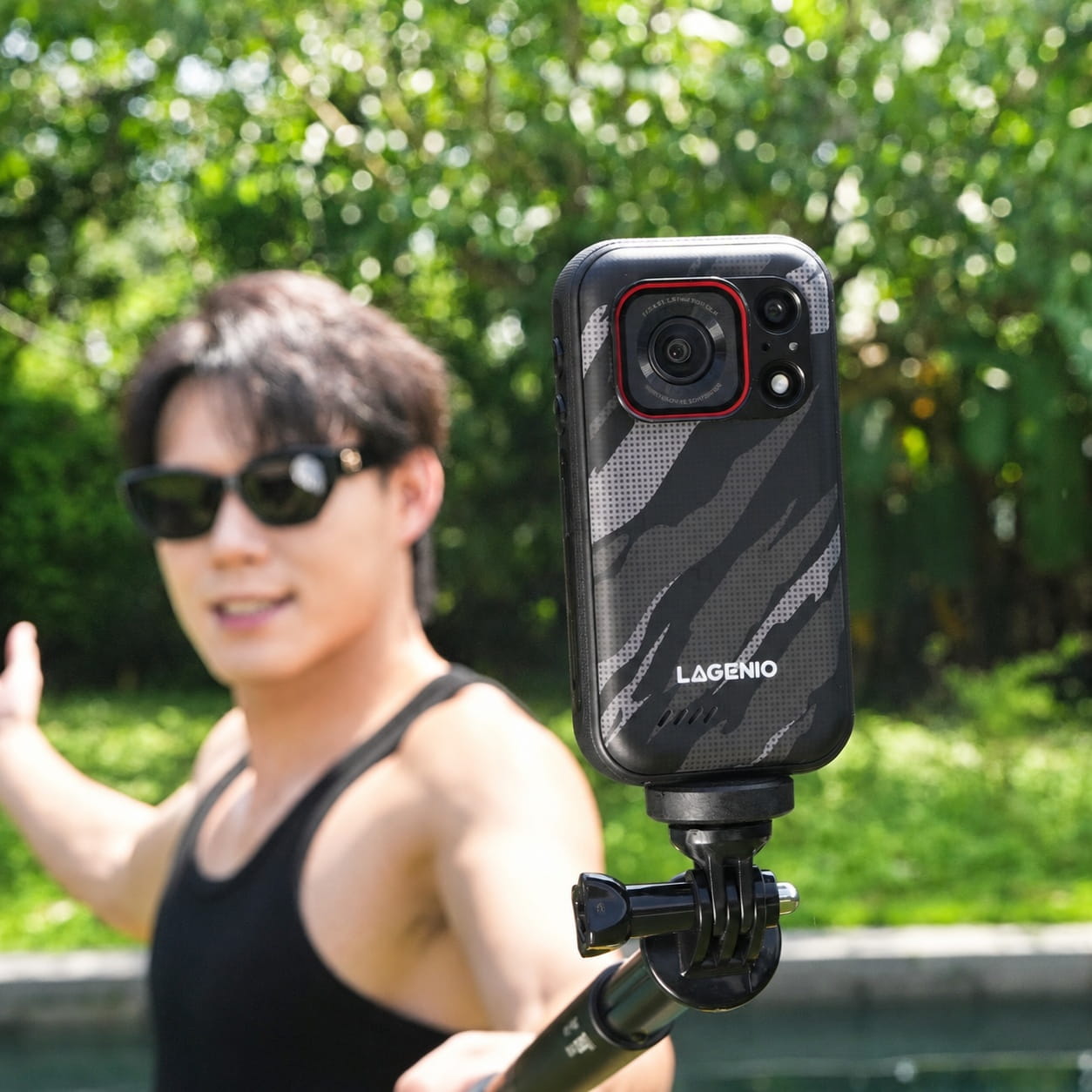 mini tripod in use