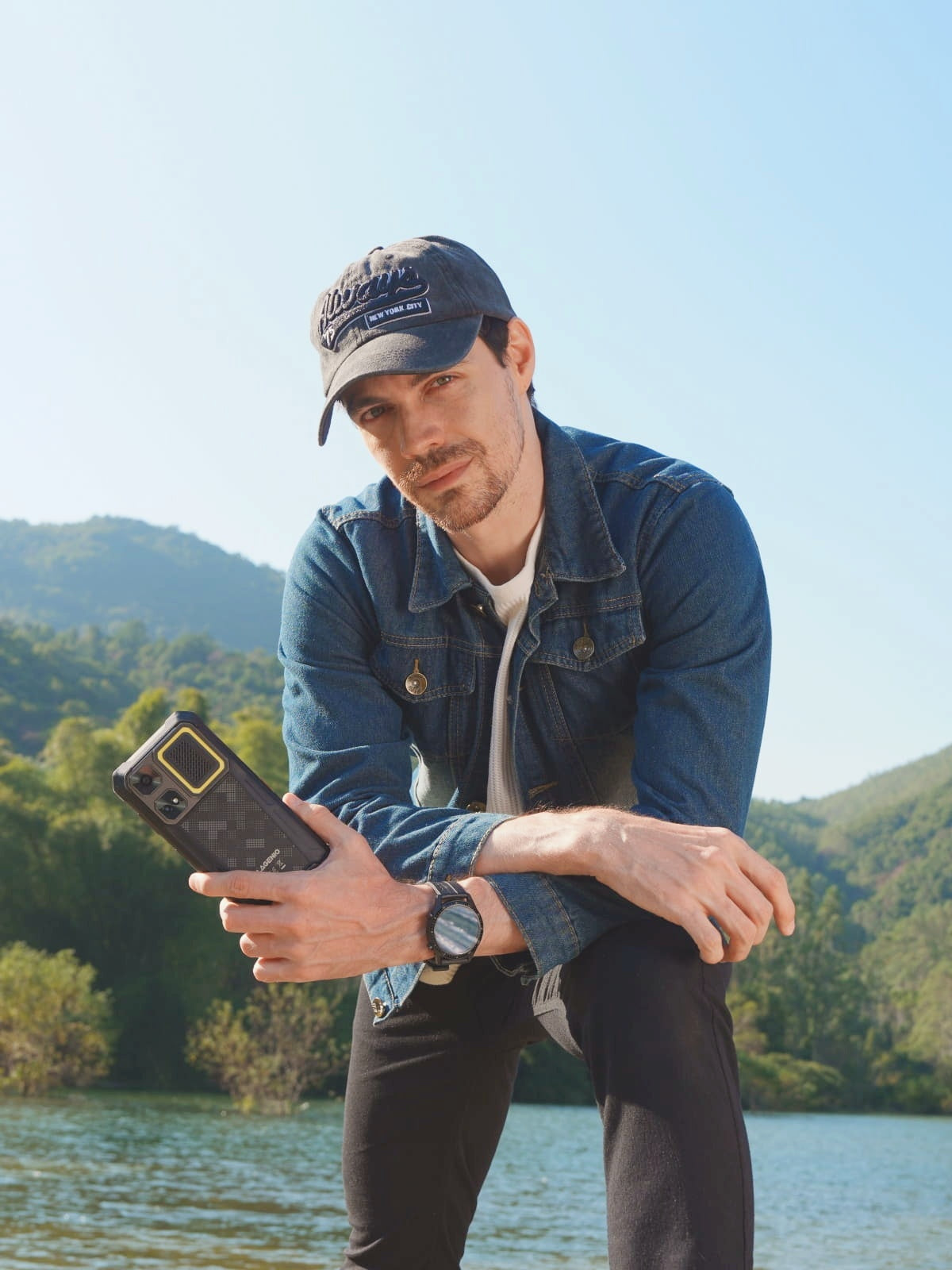 model showcases rhino 1 pro rugged phone